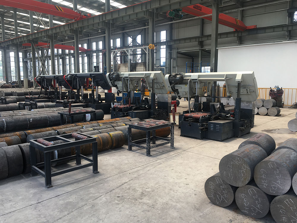 Sawing machine cutting