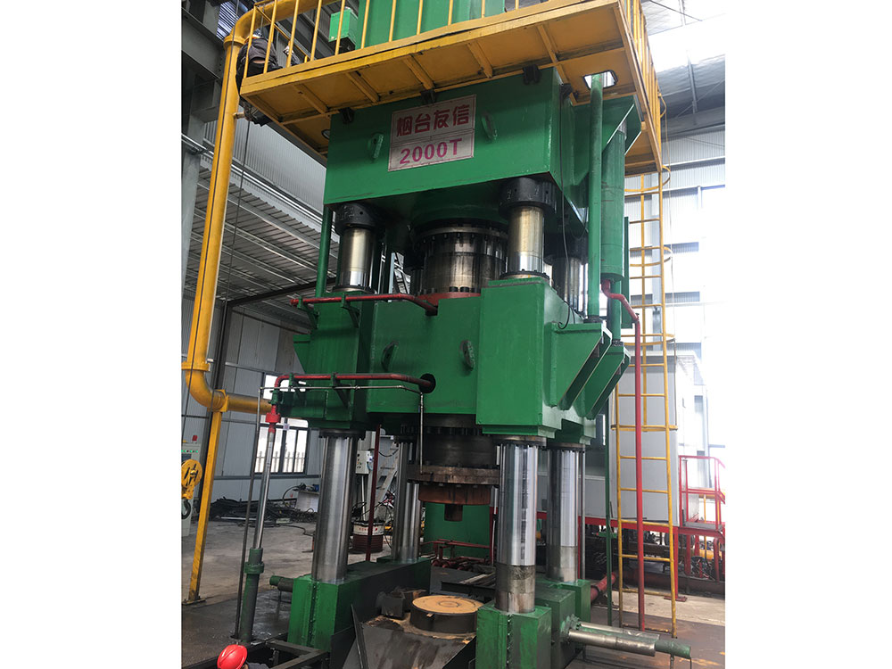 2000 tons press